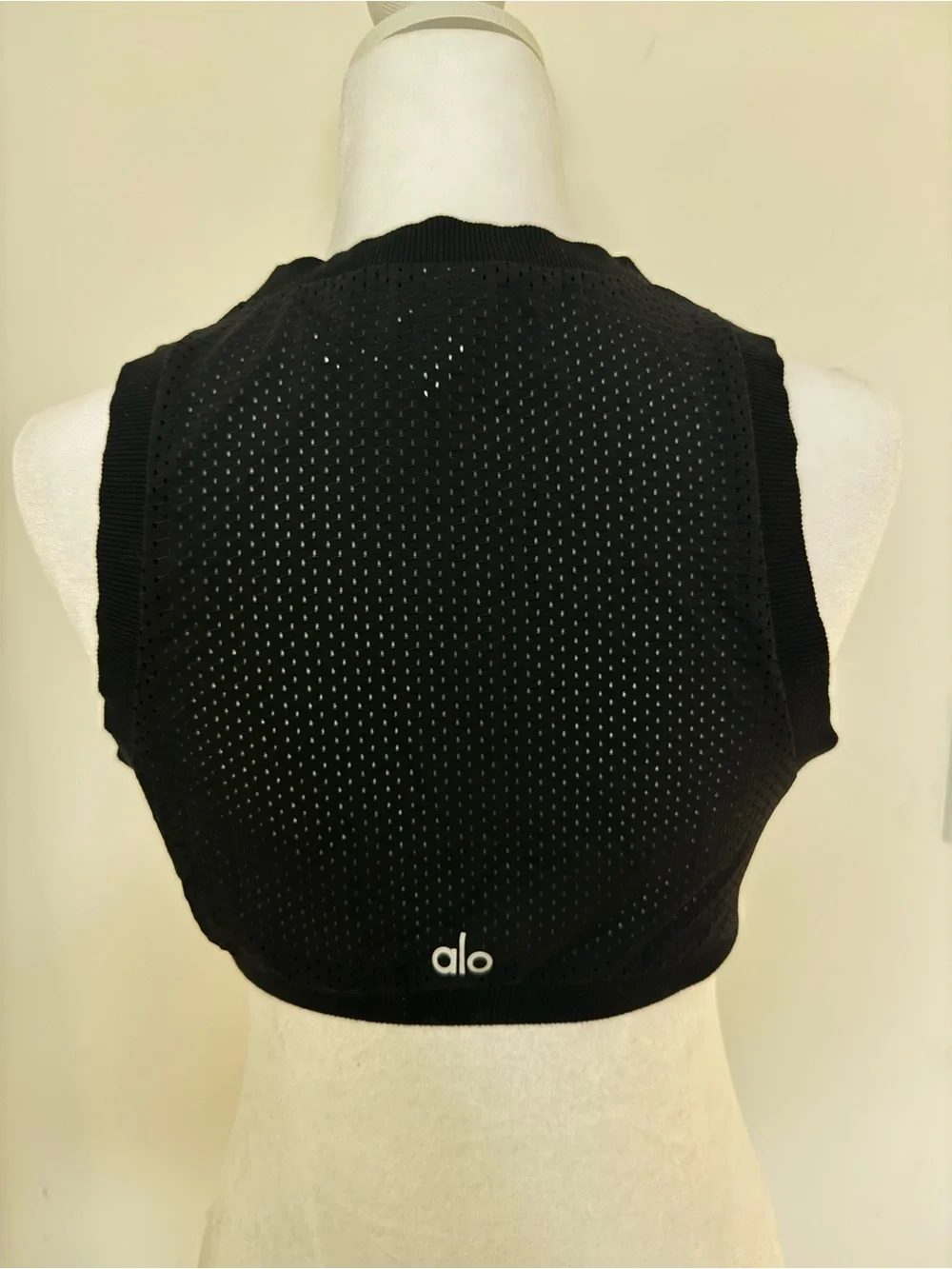 Alo Black Sleeveless Knit Crop top - Women's
